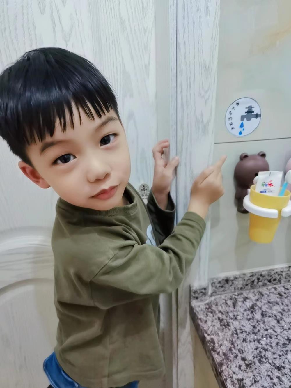 eea4f******254a8098c536e829184fcc.jpg eea4f******254a8098c536e829184fcc.jpg