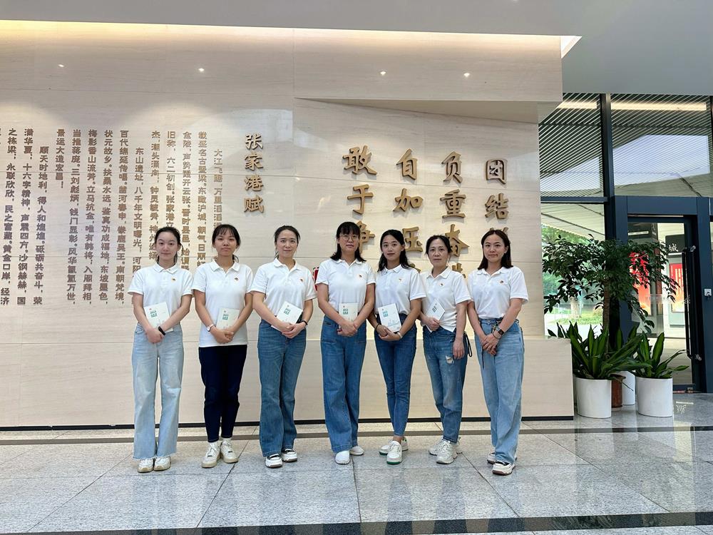 f3b1b681a3754a8d88b9f385243fcddb.jpg f3b1b681a3754a8d88b9f385243fcddb.jpg