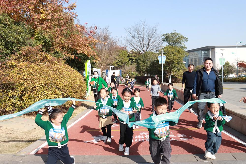 4decba37c4ef40eebbbed60e92191623.jpg 4decba37c4ef40eebbbed60e92191623.jpg