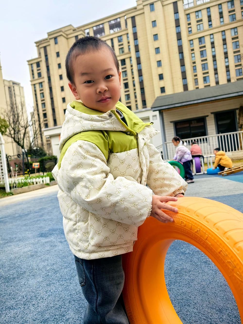 5e7de581baba4c83b4f5eee706fa388a.jpg